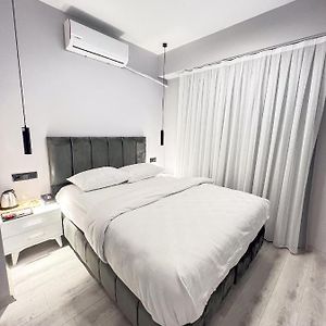 Camera economy con letto king size